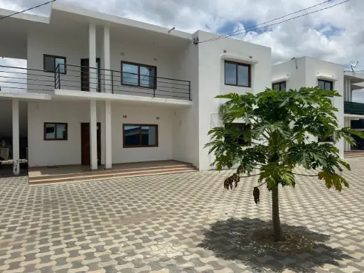 Casas T2 Totalmente Equipadas em Condomínio Fechado no Zimpeto